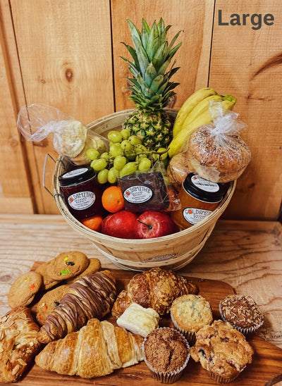 The Classic Fruit/Bakery Basket